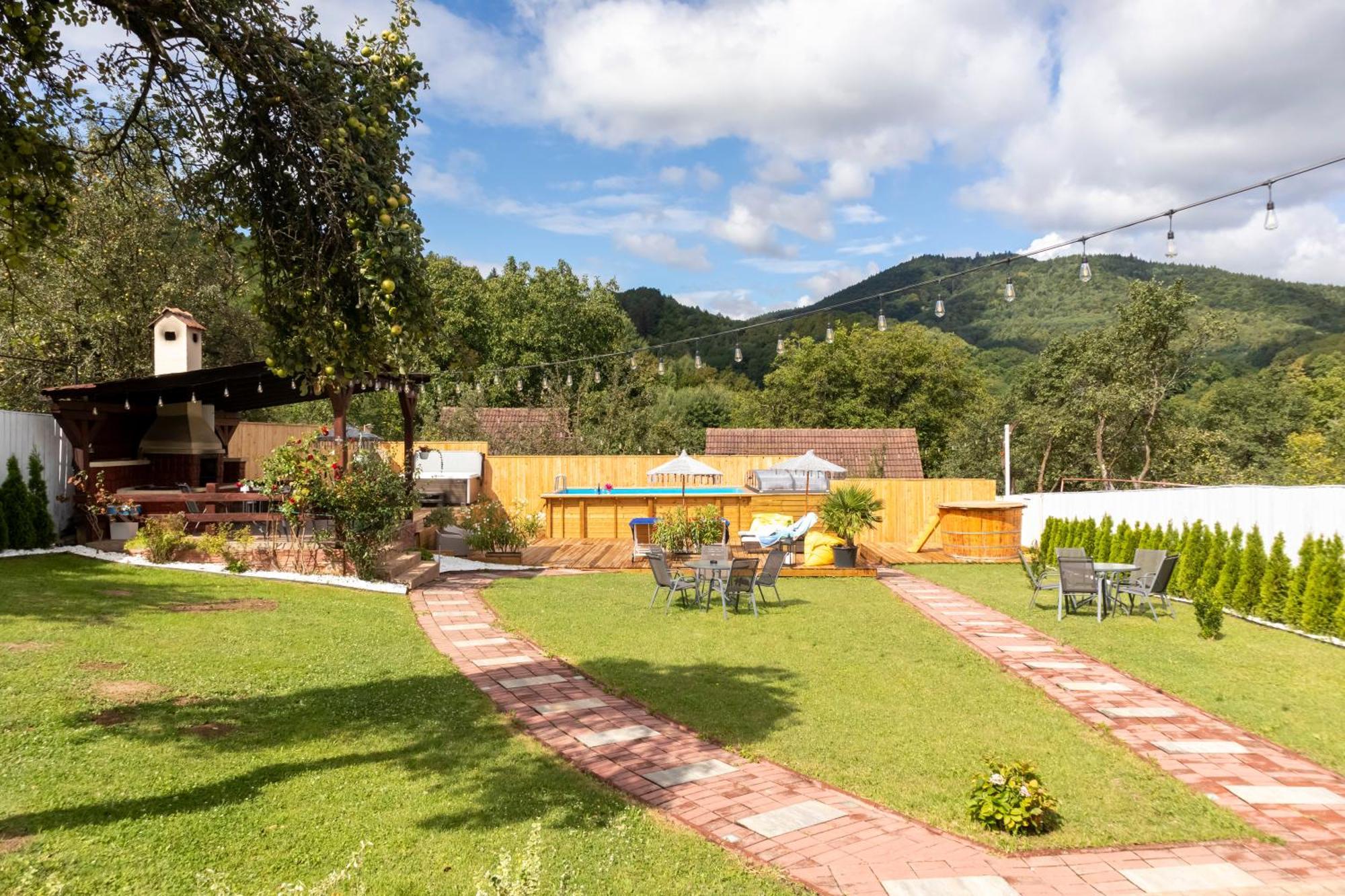 Hotel Vila Crisalia Sibiel -Sibiu (Adults Only) Exterior foto